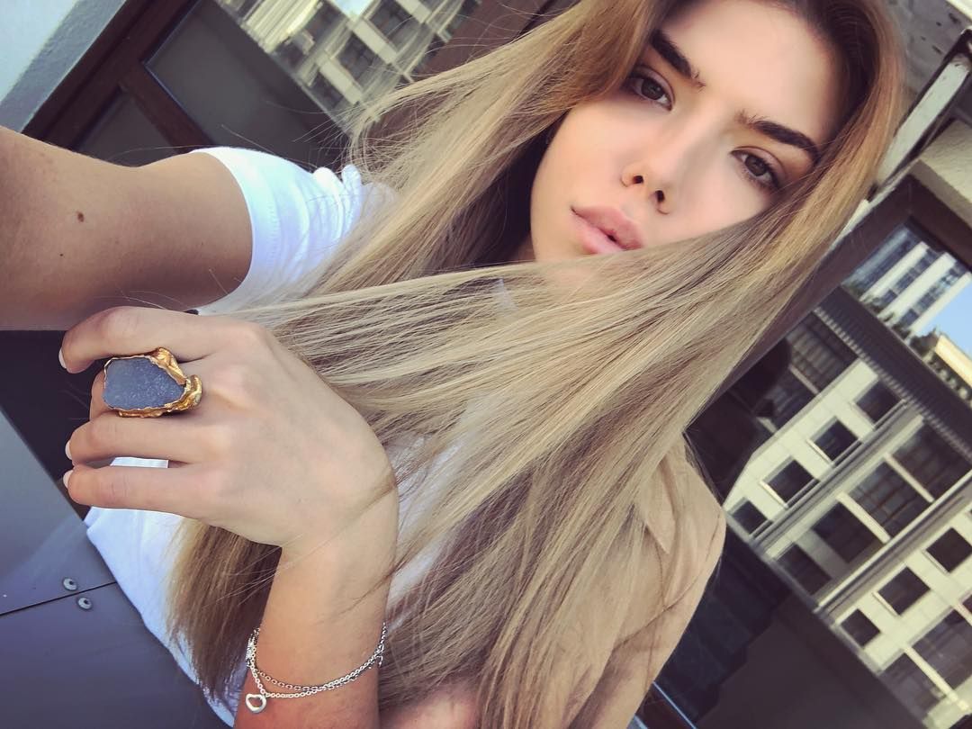 Ассоль выходит замуж: фото кольца и помолвки Ассоль выходит замуж: фото кольца и помолвки