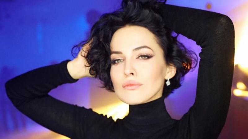 Даша Астаф'єва засвітила стильний образ у фотосесії Даша Астаф'єва засвітила стильний образ у фотосесії