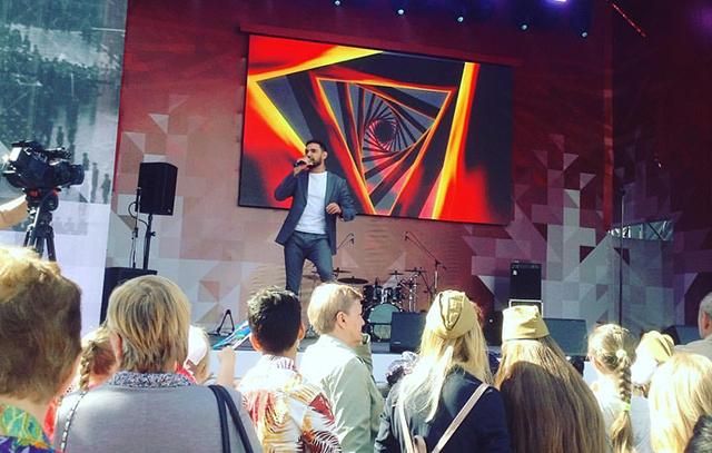 Виталий Козловский выступил в Москве к 9 мая 2018: фото Виталий Козловский выступил в Москве к 9 мая 2018: фото