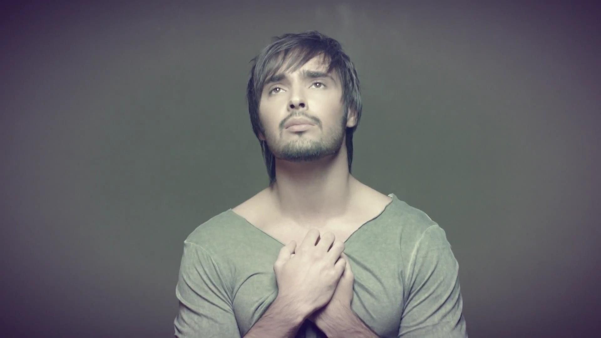 Виталий Козловский подтвердил выступление в Москве 9 мая: "Это не измена" Виталий Козловский подтвердил выступление в Москве 9 мая: "Это не измена"