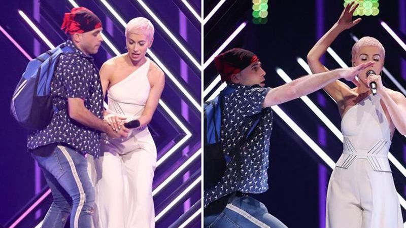 Організатори Євробачення 2018 прокоментували скандальний напад на учасницю з Великобританії Організатори Євробачення 2018 прокоментували скандальний напад на учасницю з Великобританії