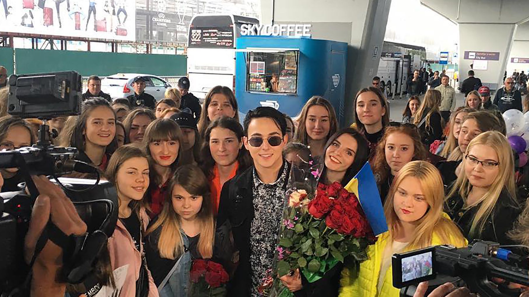 Как MELOVINA встретили в Киеве: яркие фото Как MELOVINA встретили в Киеве: яркие фото