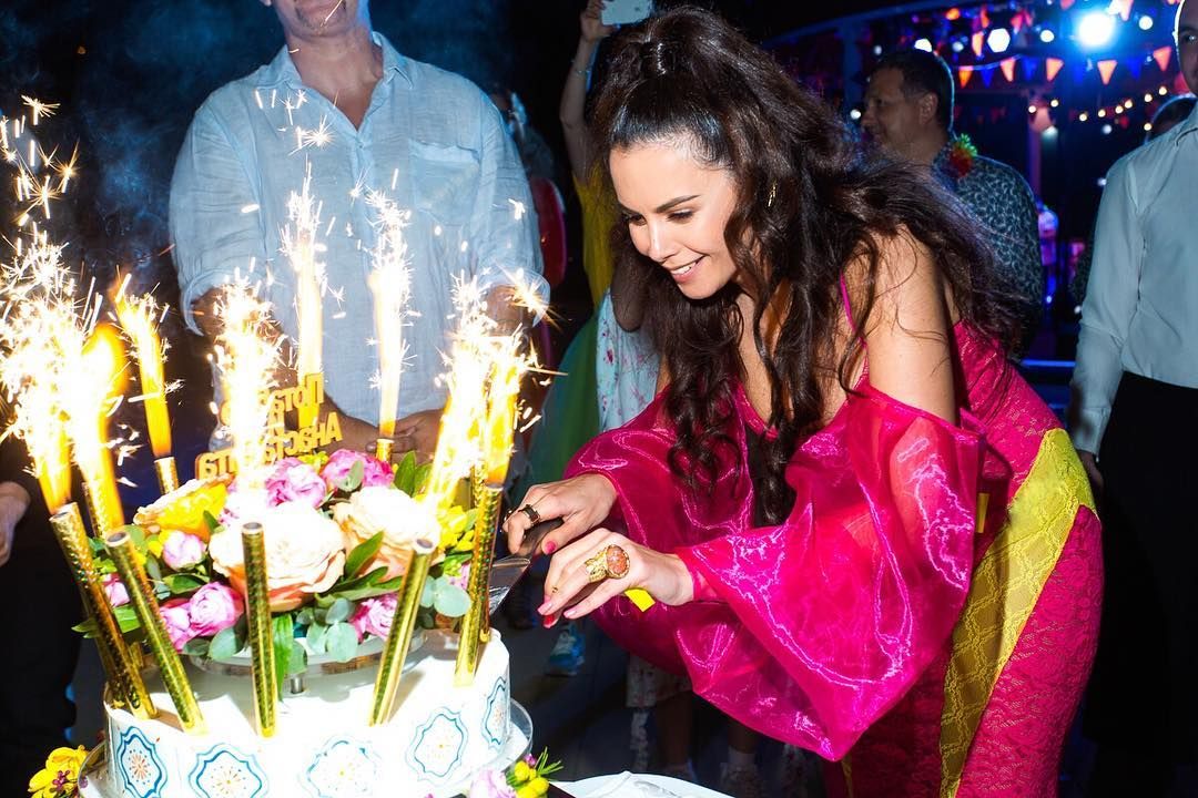 Настя Каменских впервые показала папу: трогательное фото Настя Каменских впервые показала папу: трогательное фото