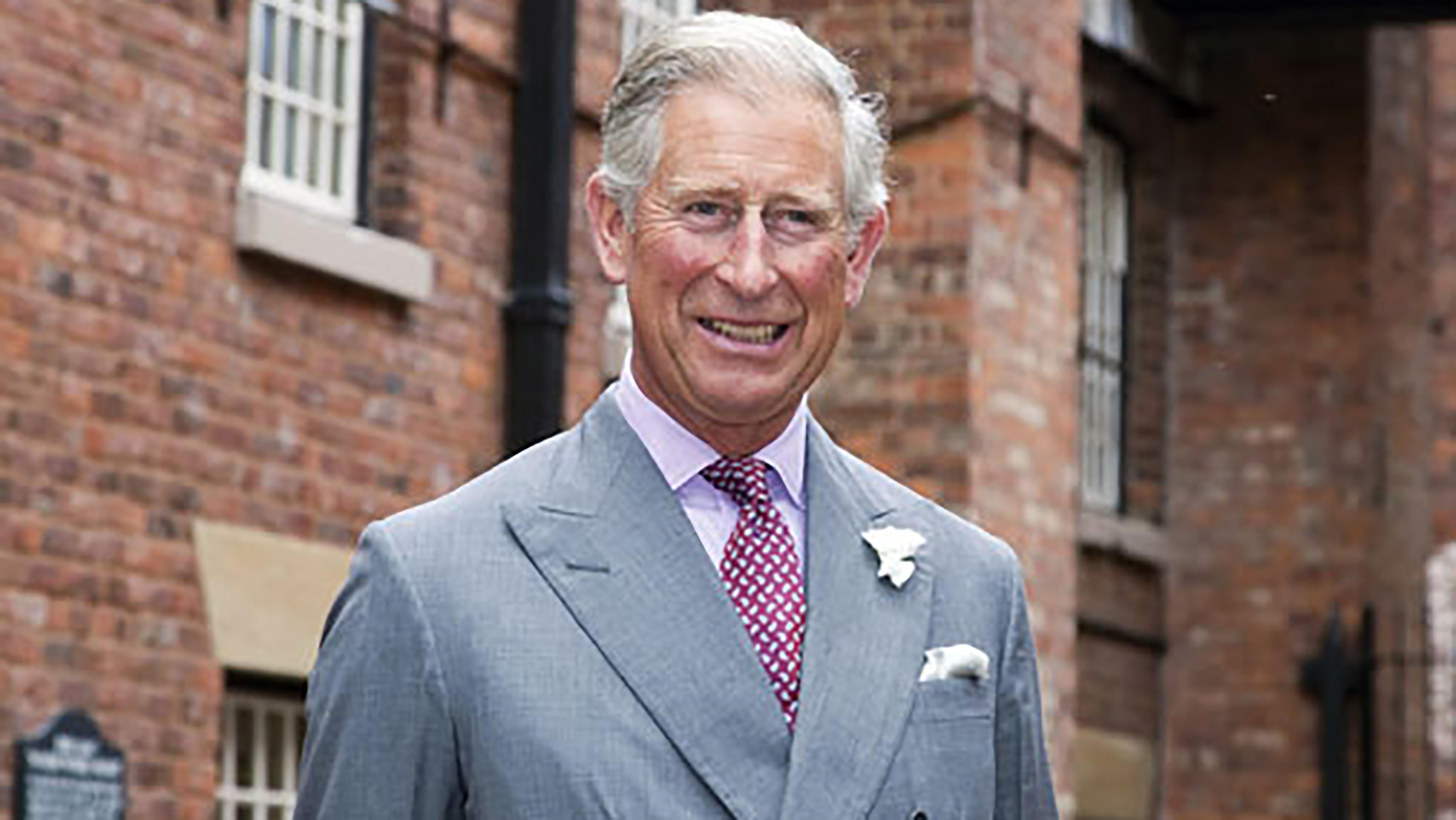 Принц Чарльз поведе Меган Маркл до вівтаря замість її батька Принц Чарльз поведе Меган Маркл до вівтаря замість її батька