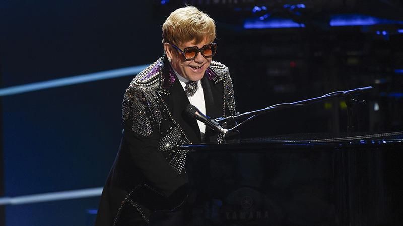 Легендарний Елтон Джон дасть благодійний концерт в Києві: деталі Легендарний Елтон Джон дасть благодійний концерт в Києві: деталі