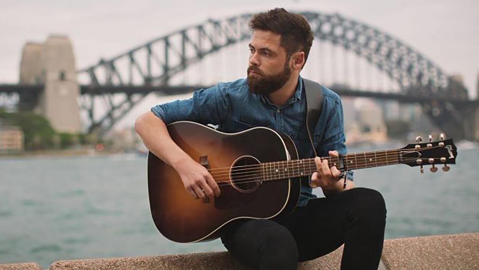 За последние 30 лет поп-музыка стала более печальной: исследование За последние 30 лет поп-музыка стала более печальной: исследование