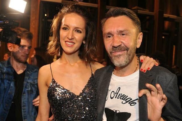 Дружина Сергія Шнурова прокоментувала своє розлучення з чоловіком Дружина Сергія Шнурова прокоментувала своє розлучення з чоловіком