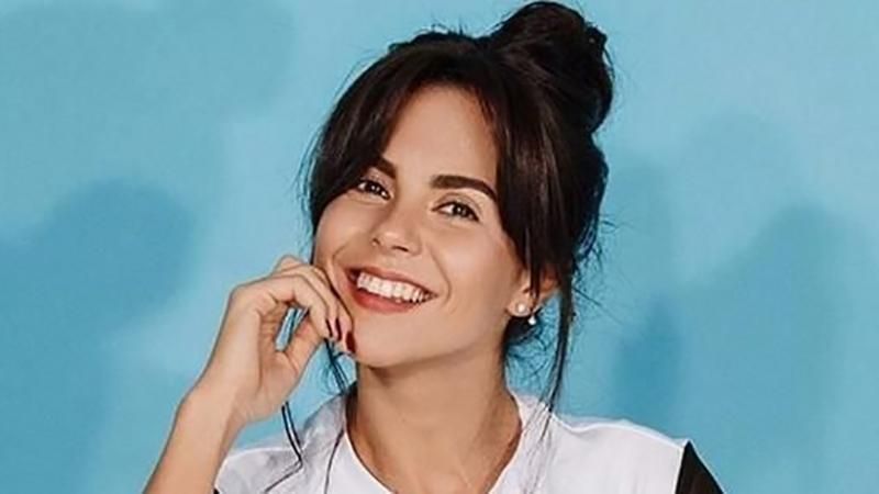 Настя Каменских показала образ для просмотра футбольного матча: фото Настя Каменских показала образ для просмотра футбольного матча: фото