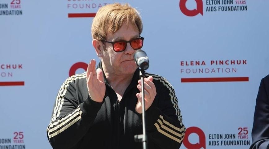 Элтон Джон в Киев прибыл 28 мая 2018: фото Элтон Джон в Киев прибыл 28 мая 2018: фото