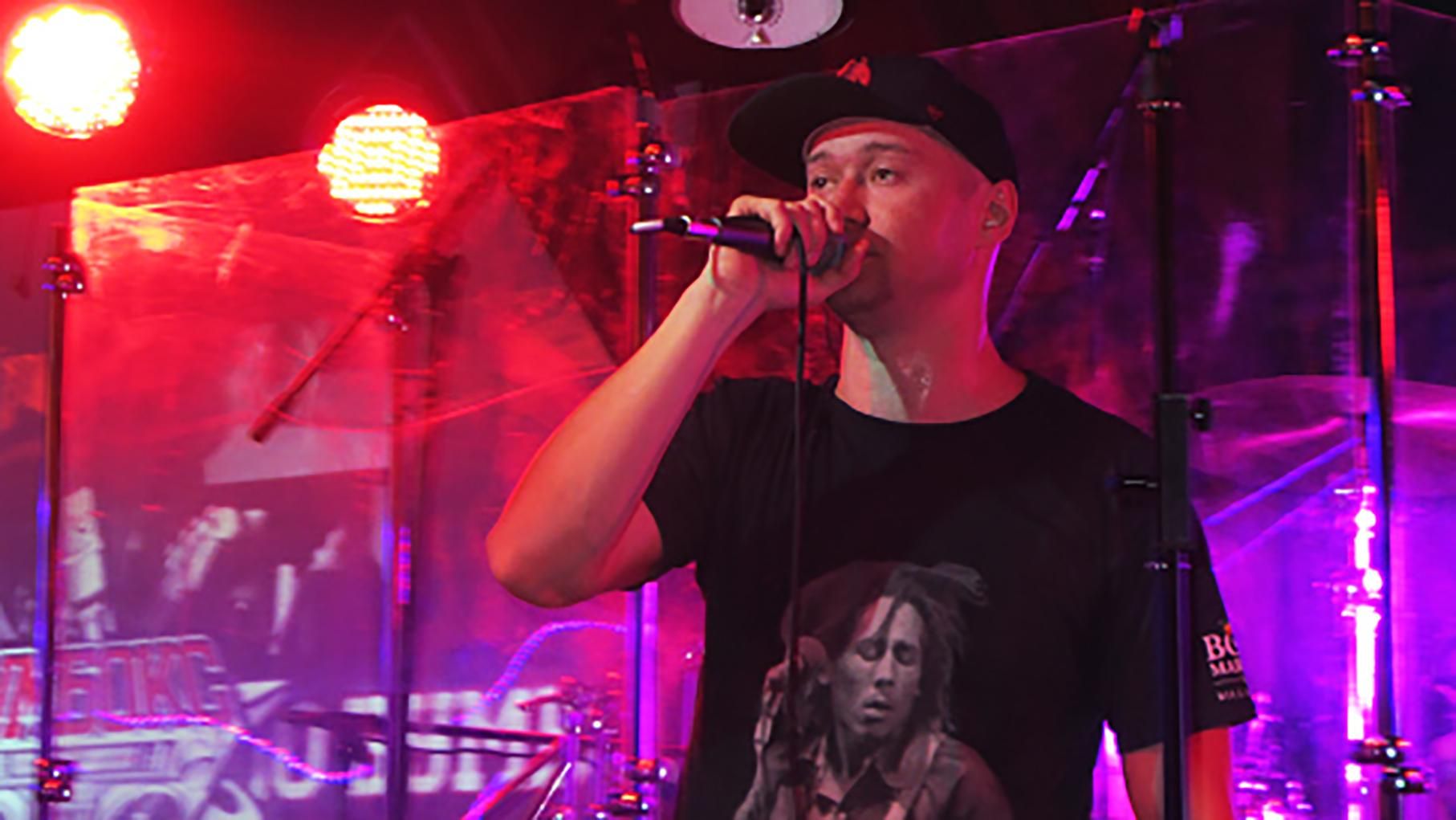 Я соскучился за российской публикой: солист Бумбокса рассказал о российских слушателях Я соскучился за российской публикой: солист Бумбокса рассказал о российских слушателях