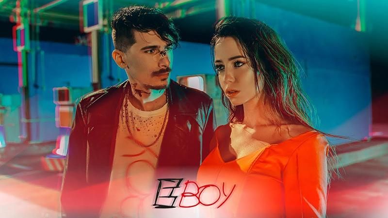 Время и Стекло - Е, Бой: смотреть онлайн провокационный клип Время и Стекло - Е, Бой: смотреть онлайн провокационный клип