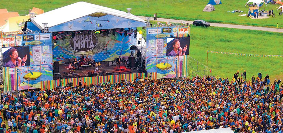 Українські зірки зібрались на музичний фестиваль у Росію Українські зірки зібрались на музичний фестиваль у Росію