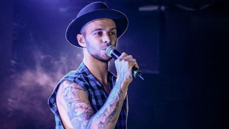 Концерт Макса Барських в Іспанії зупинила поліція: несподівана причина Концерт Макса Барських в Іспанії зупинила поліція: несподівана причина