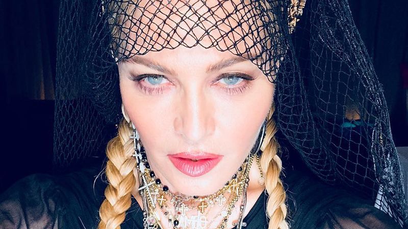 59-летняя Мадонна объявила, что станет невестой