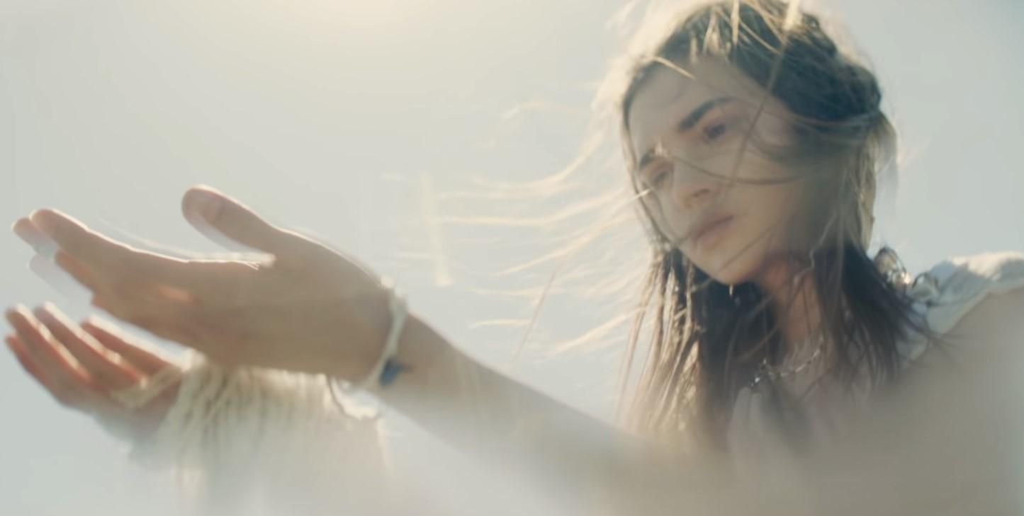 Гурт "ВВ" випустив відеокліп на щемливу народну пісню "Дібрівонька": відео Гурт "ВВ" випустив відеокліп на щемливу народну пісню "Дібрівонька": відео