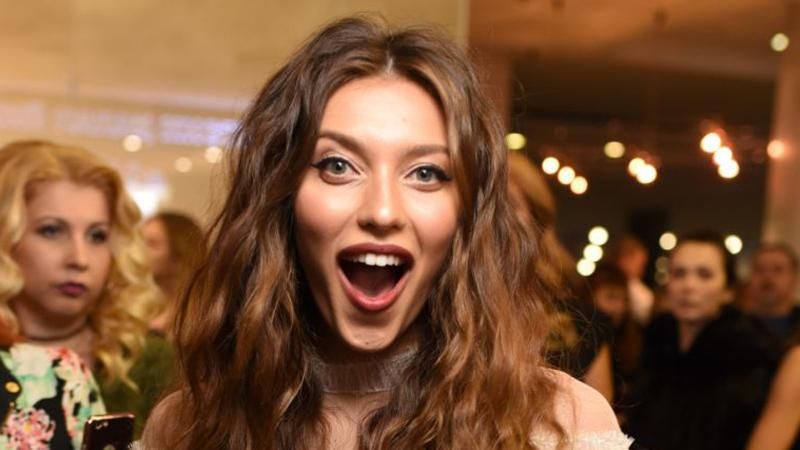 Регіна Тодоренко опублікувала неоднозначний допис з Владом Топаловим Регіна Тодоренко опублікувала неоднозначний допис з Владом Топаловим