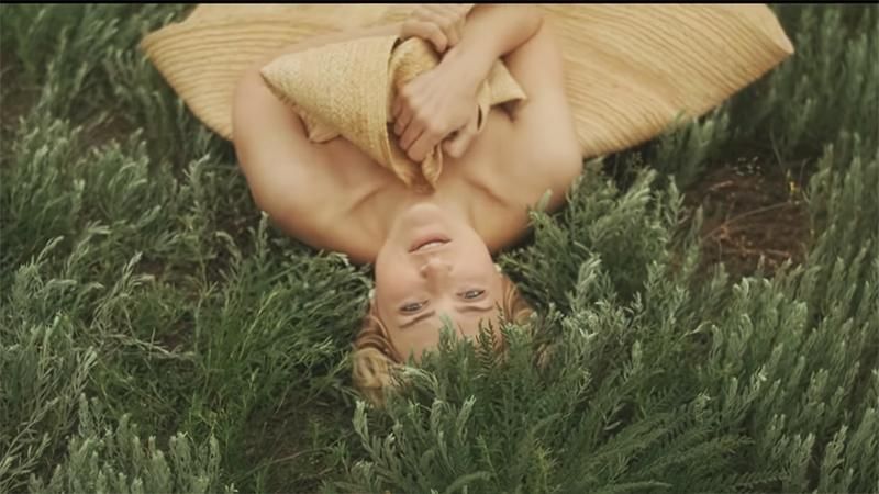 Співачка Віра Кекелія оголилася у новому кліпі: відео