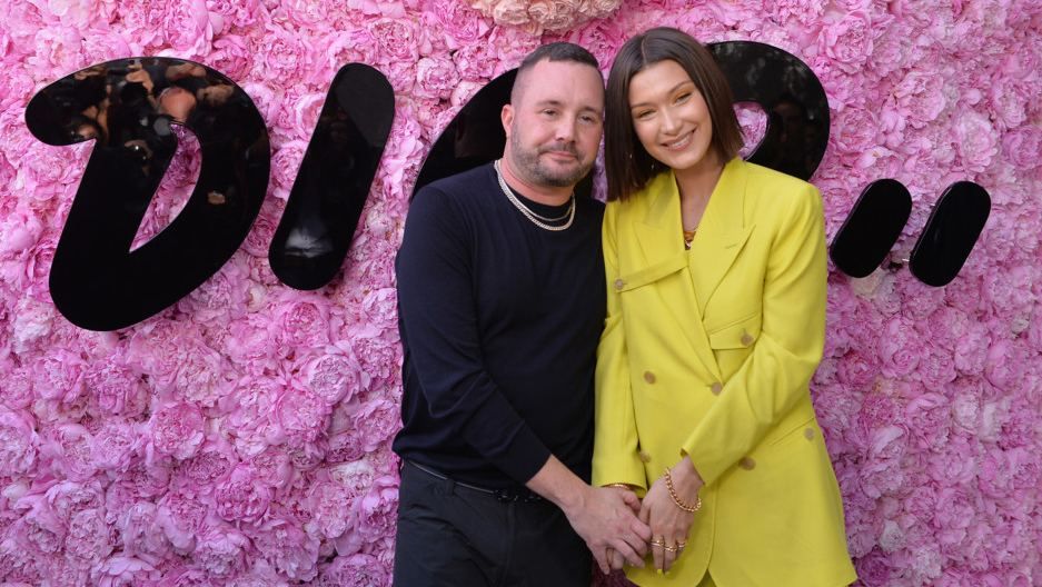 Кто посетил модный показ Dior: звездный фотообзор Кто посетил модный показ Dior: звездный фотообзор