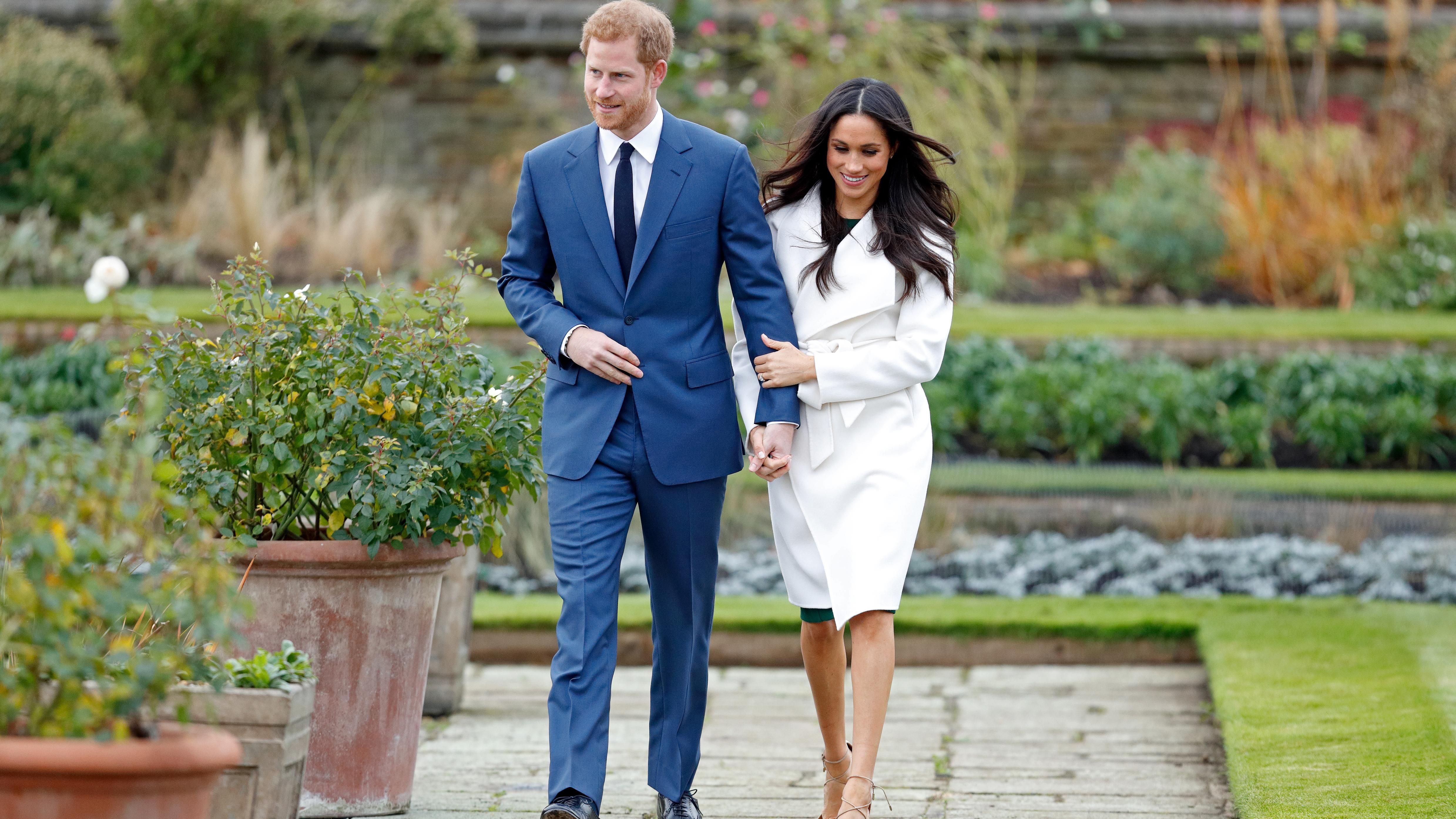 Королева подарила принцу Гарри и Меган Маркл новый особняк, – СМИ Королева подарила принцу Гарри и Меган Маркл новый особняк, – СМИ