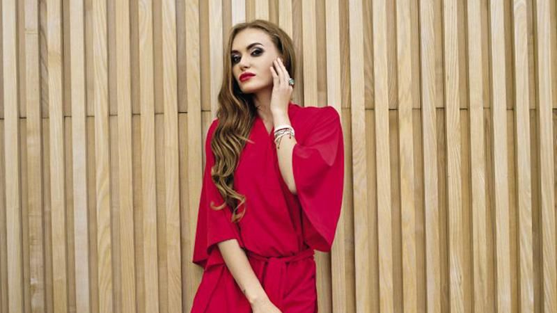 Слава Камінська "вкрала" ноги балерини для участі у "Танцях з зірками": курйозне відео Слава Камінська "вкрала" ноги балерини для участі у "Танцях з зірками": курйозне відео