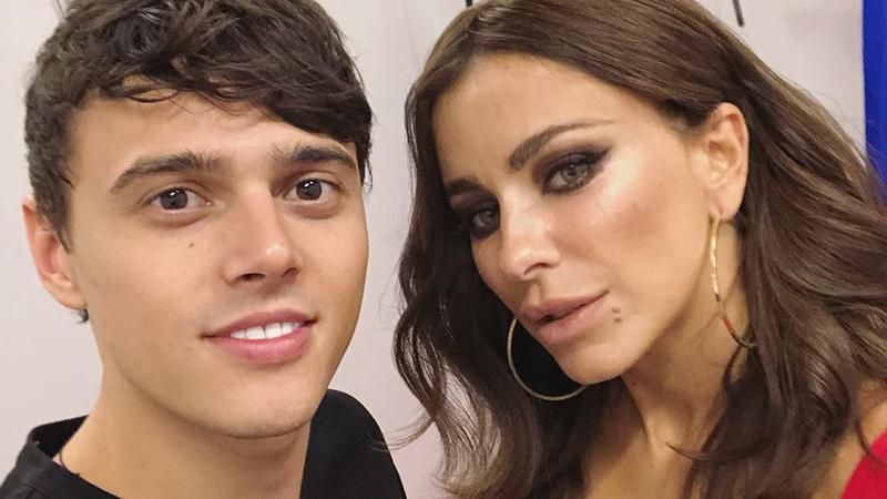 Кто из украинских звезд красовался на открытии российского фестиваля "Жара" в Баку Кто из украинских звезд красовался на открытии российского фестиваля "Жара" в Баку