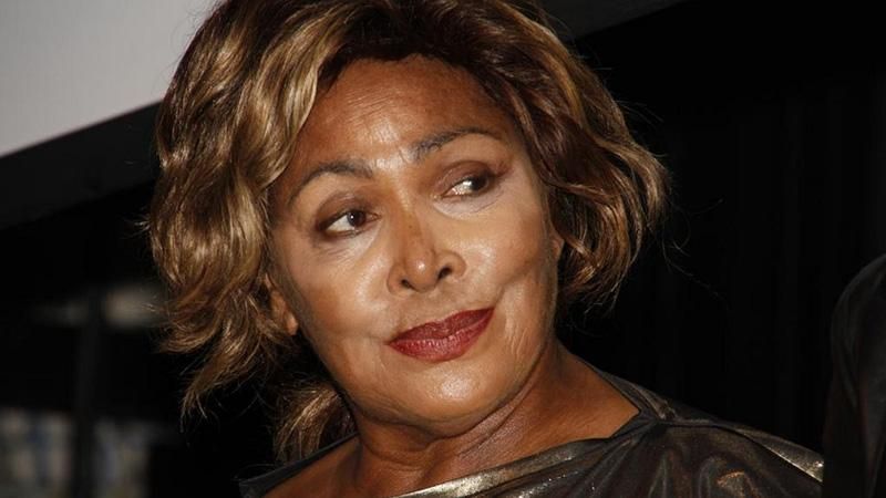 Тіна Тернер розчулила щемливим дописом про покійного сина Тіна Тернер розчулила щемливим дописом про покійного сина