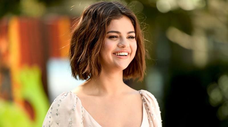 Фото Селени Гомес зробили її новою рекордсменкою в мережі: деталі Фото Селени Гомес зробили її новою рекордсменкою в мережі: деталі