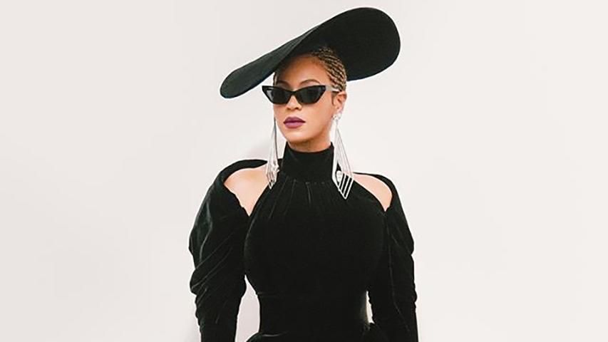 Бейонсе станет моделью и редактором сентябрьского Vogue Бейонсе станет моделью и редактором сентябрьского Vogue