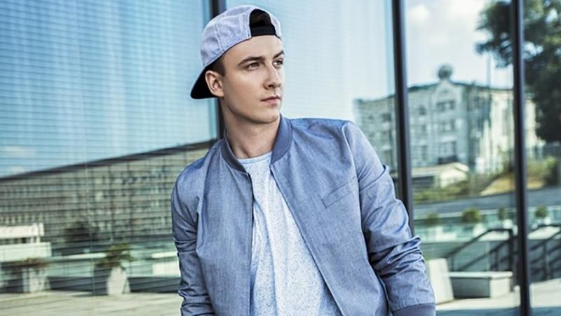 Ivan Navi презентував новий кліп на запальну пісню: відео Ivan Navi презентував новий кліп на запальну пісню: відео