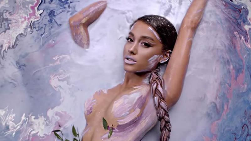 Співачка Аріана Гранде зірвала мережу новим кліпом: відео Співачка Аріана Гранде зірвала мережу новим кліпом: відео
