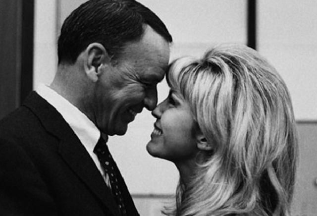 Умерла первая жена легендарного музыканта Фрэнка Синатры Нэнси Умерла первая жена легендарного музыканта Фрэнка Синатры Нэнси