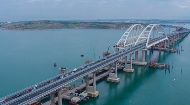 Улюблений співак Путіна влаштував надзвичайну ситуацію на Кримському мості: відео Улюблений співак Путіна влаштував надзвичайну ситуацію на Кримському мості: відео