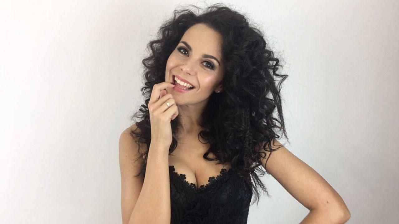 Настя Каменських засвітила струнку фігуру на відпочинку: гарячі фото Настя Каменських засвітила струнку фігуру на відпочинку: гарячі фото