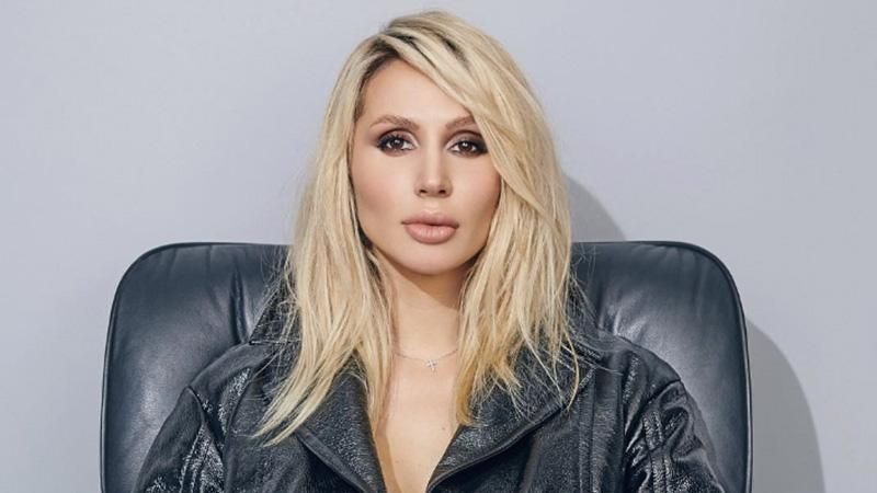 Це ганьба країни, – в мережі гнівно розкритикували патріотичний образ Світлани Лободи Це ганьба країни, – в мережі гнівно розкритикували патріотичний образ Світлани Лободи