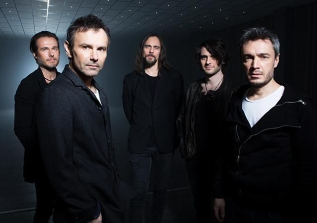 На улицах оккупированного Симферополя спели песню "Океана Эльзы": видео На улицах оккупированного Симферополя спели песню "Океана Эльзы": видео