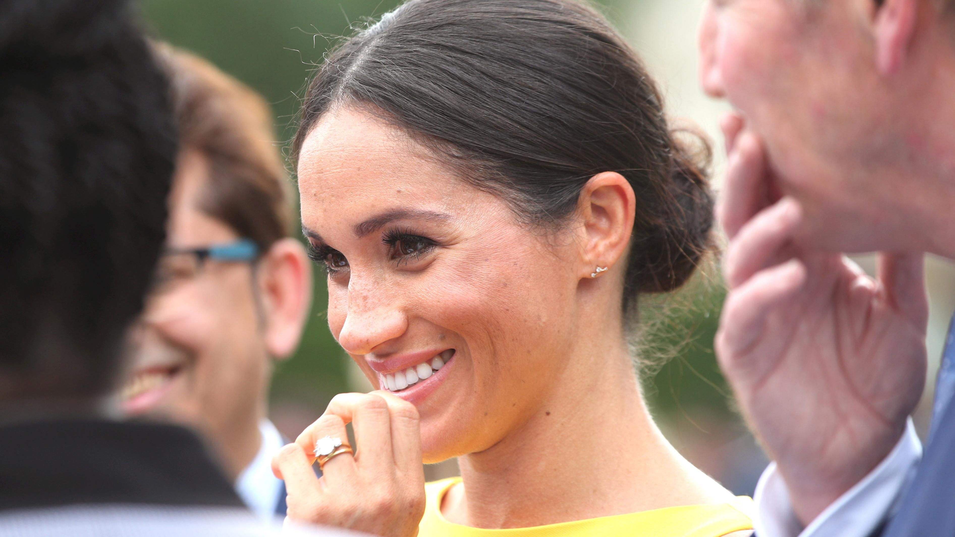 Меган Маркл дала первое интервью после замужества с принцем Гарри Меган Маркл дала первое интервью после замужества с принцем Гарри