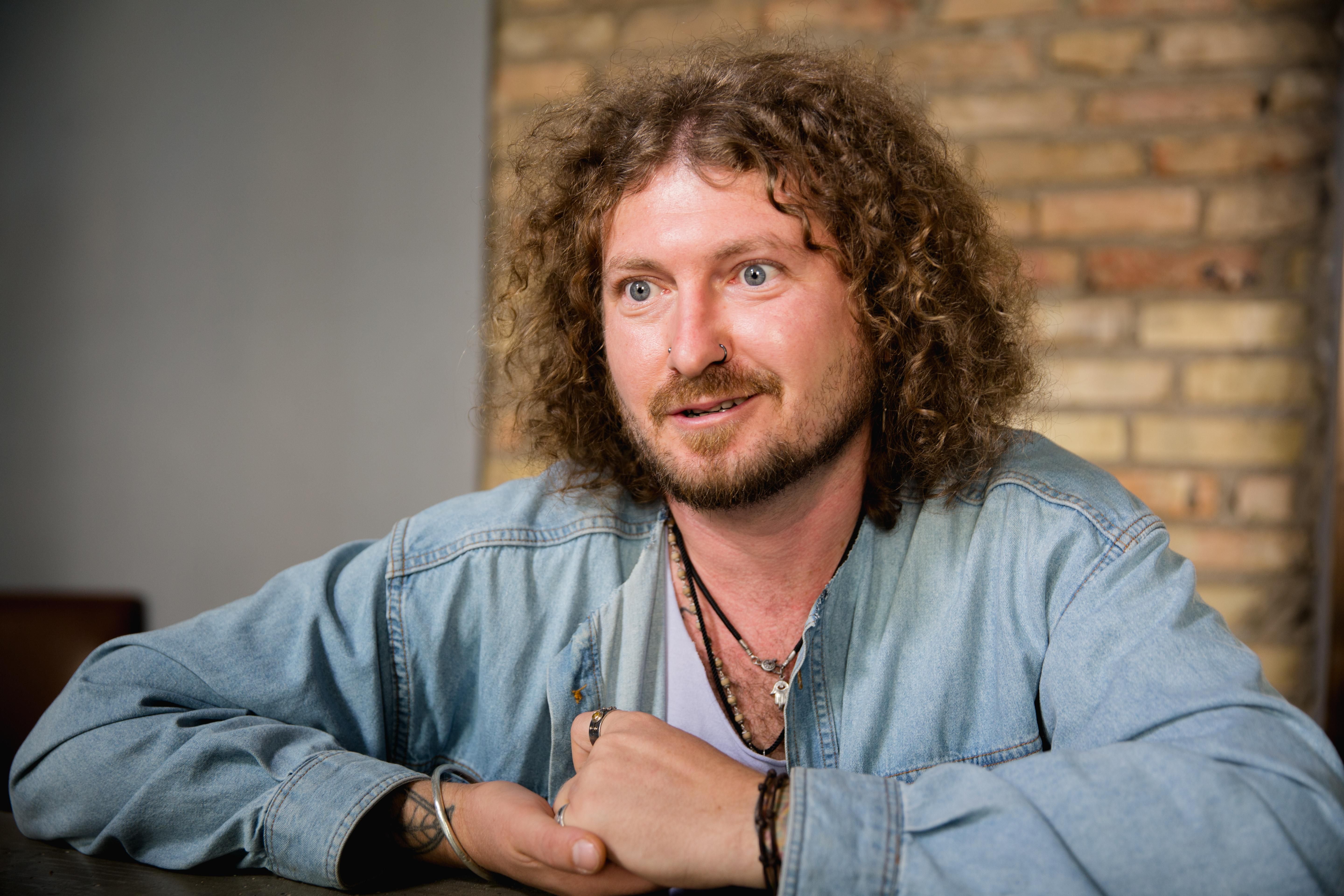 "Друг Самурая" – це ніби секс з безхатьком із помсти, – скандальний Чемеров "Друг Самурая" – це ніби секс з безхатьком із помсти, – скандальний Чемеров