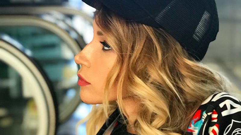 Юлія Самойлова прояснила свої слова про еміграцію з Росії Юлія Самойлова прояснила свої слова про еміграцію з Росії