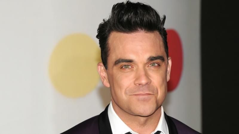 Певец Робби Уильямс впервые прокомментировал появление третьего ребенка Певец Робби Уильямс впервые прокомментировал появление третьего ребенка