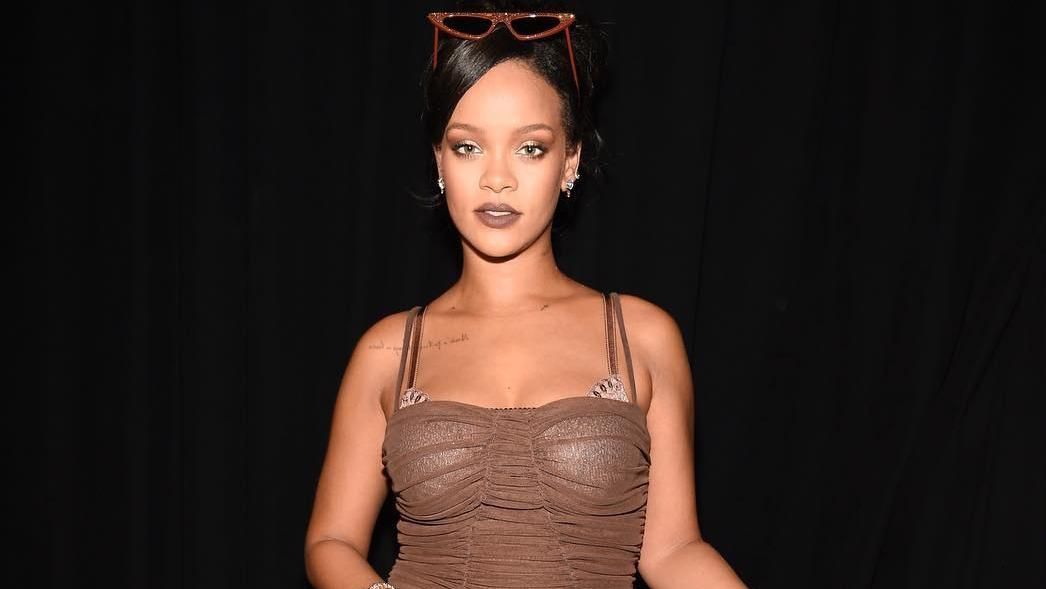 Рианна хочет заняться выпуском линейки мебели Рианна хочет заняться выпуском линейки мебели