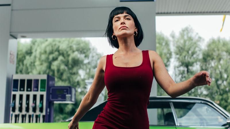 Даша Астаф'єва приміряла образ Лари Крофт: звабливе відео Даша Астаф'єва приміряла образ Лари Крофт: звабливе відео