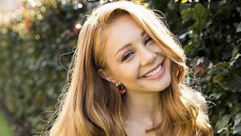 Мережу зачарували дитячі фото Тіни Кароль: милі кадри Мережу зачарували дитячі фото Тіни Кароль: милі кадри