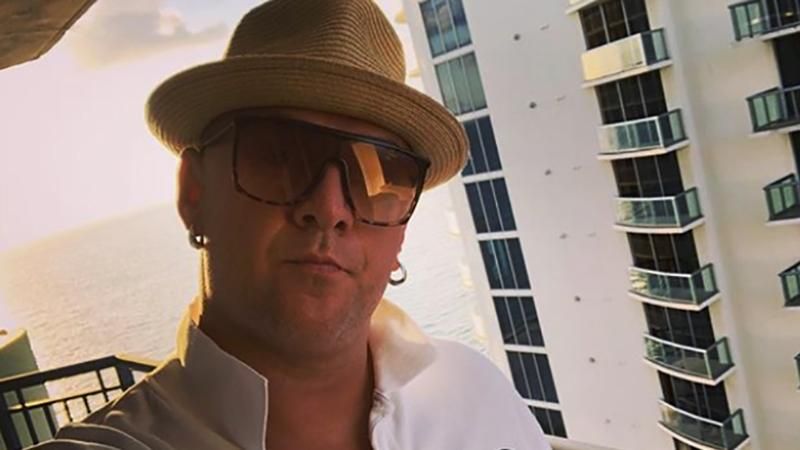 Потап удивил поклонников необычным образом с шапкой Насти Каменских: фото Потап удивил поклонников необычным образом с шапкой Насти Каменских: фото