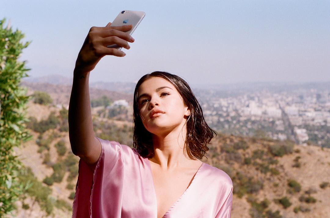 Селена Гомес покидает Instagram и другие соцсети