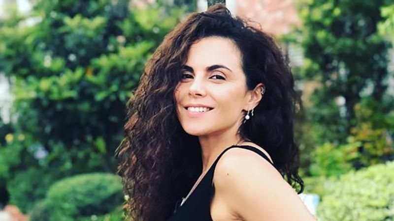 Настя Каменских засветила пышные ягодицы в бикини: сексапильное фото Настя Каменских засветила пышные ягодицы в бикини: сексапильное фото