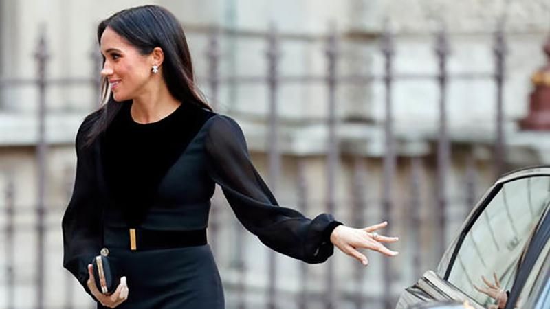 Сильна і незалежна: з Меган Маркл покепкували в мережі Сильна і незалежна: з Меган Маркл покепкували в мережі
