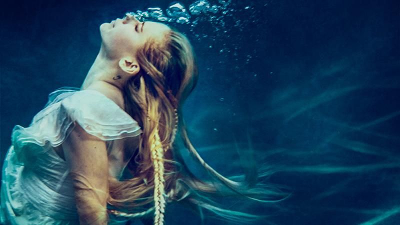 Я думала, що вмираю, – Авріл Лавін нажахала історією до свого нового кліпу Я думала, що вмираю, – Авріл Лавін нажахала історією до свого нового кліпу