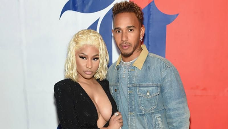 Ники Минаж подтвердила слухи о романе с гонщиком Льюисом Хэмилтоном: фотофакт Ники Минаж подтвердила слухи о романе с гонщиком Льюисом Хэмилтоном: фотофакт