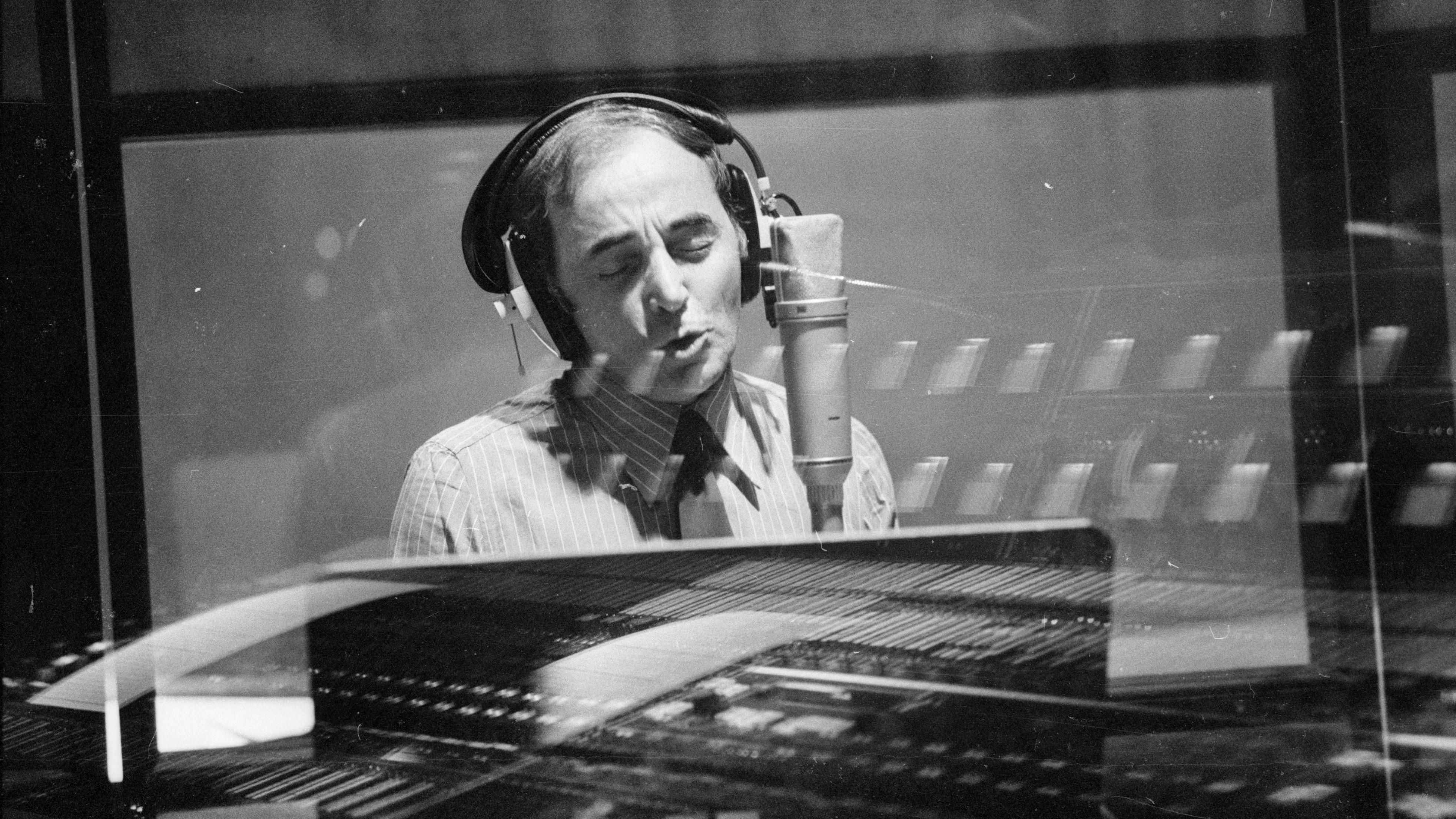 Смерть Шарля Азнавура: від чого помер відомий на весь світ музикант Смерть Шарля Азнавура: від чого помер відомий на весь світ музикант