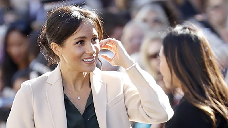 Меган Маркл засвітила шкіряну спідницю під час офіційного виходу: яскраві фото Меган Маркл засвітила шкіряну спідницю під час офіційного виходу: яскраві фото